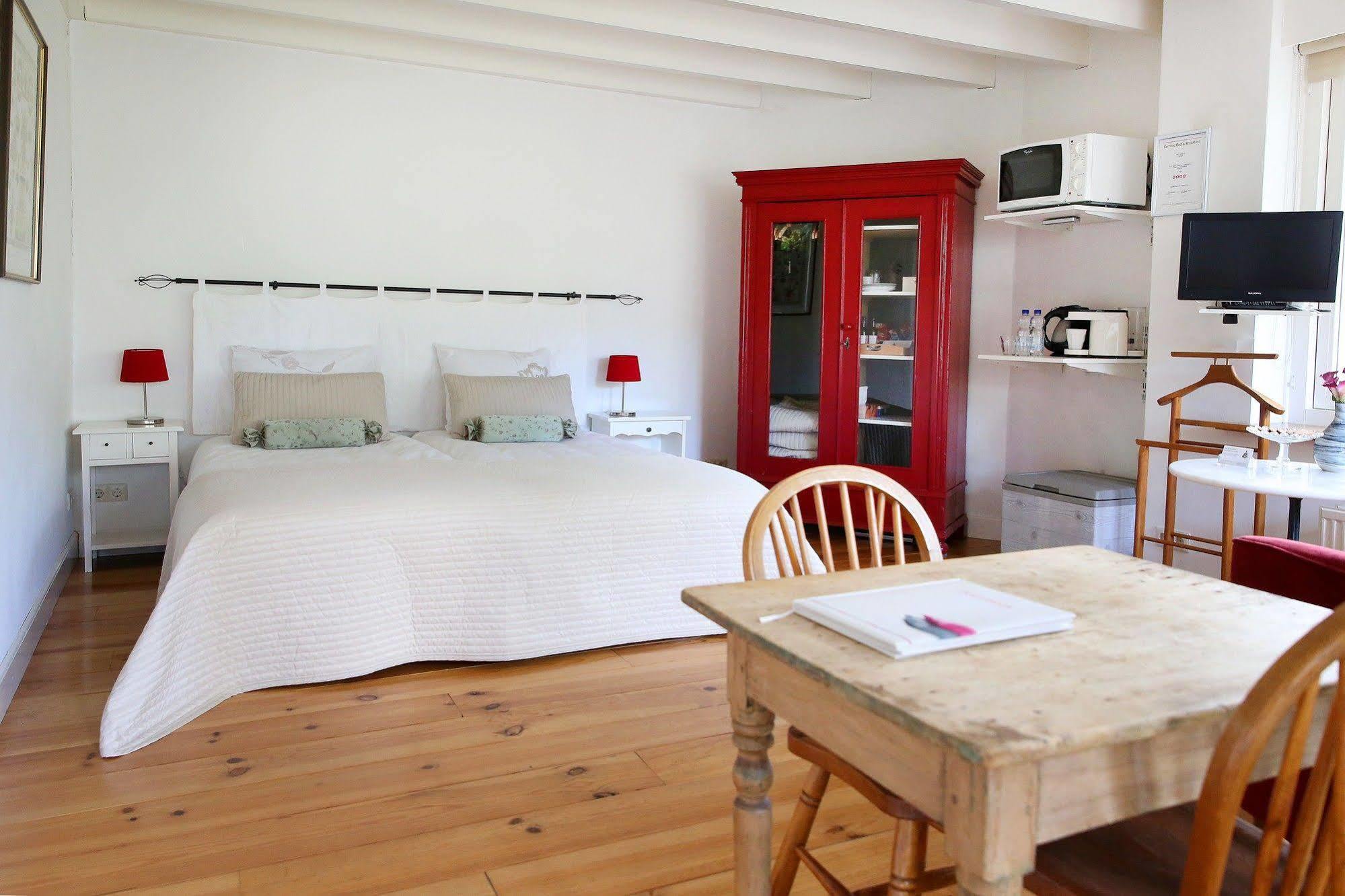 Bed And Breakfast Het Dijkhuis เอียร์เซิล ภายนอก รูปภาพ