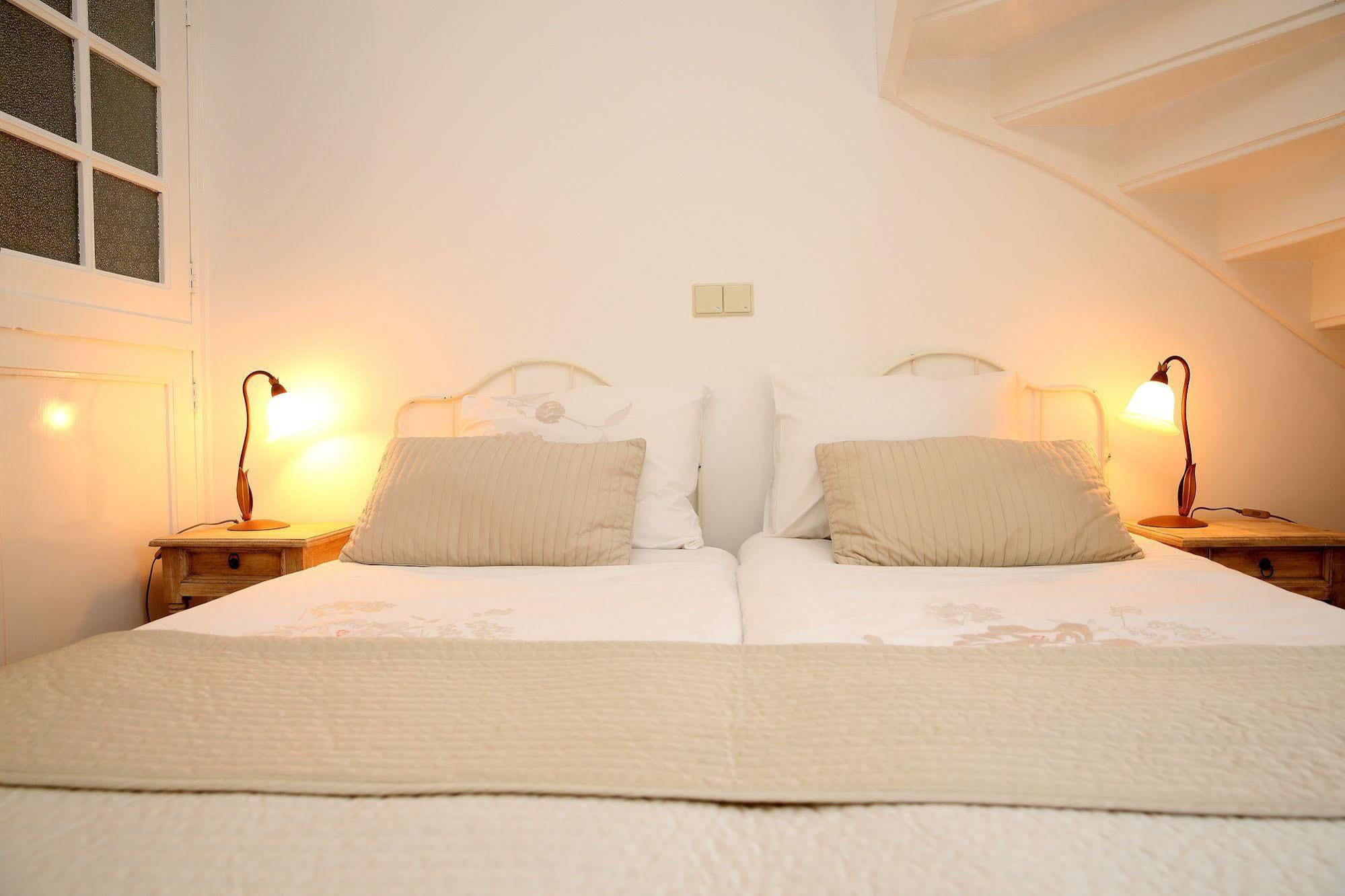 Bed And Breakfast Het Dijkhuis เอียร์เซิล ภายนอก รูปภาพ